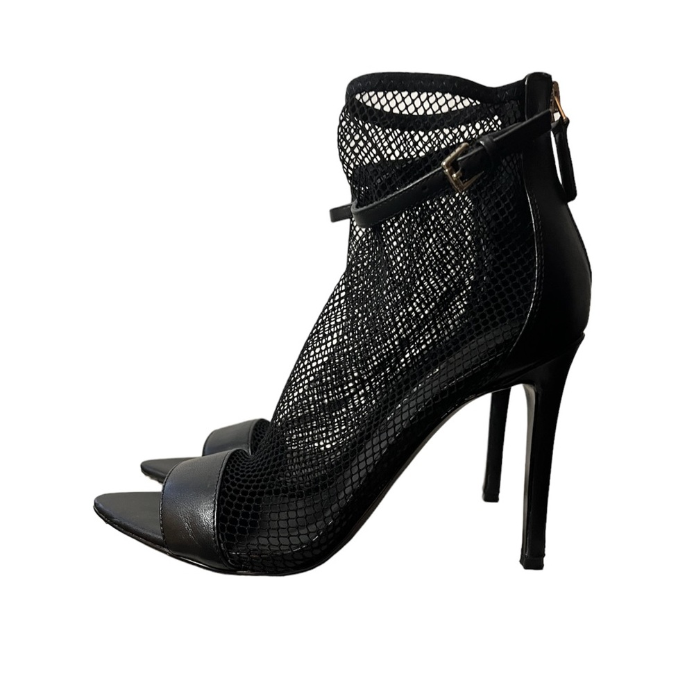 Women's Nine West Mesh Black Heels Size 7